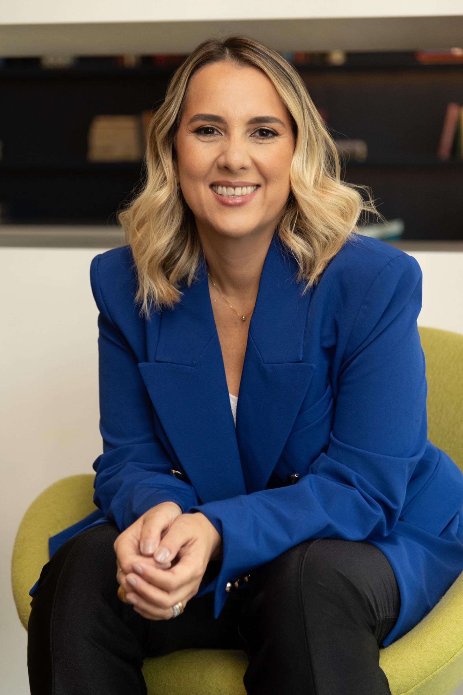 Cristiane Barreto, PhD: author, columnist, and executive strategy consultant